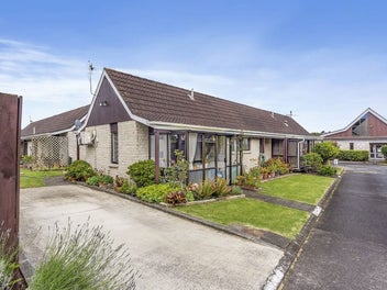 2/92 Princes Street, Otahuhu, Auckland