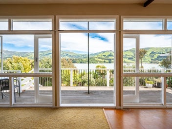 42B Bayview Crescent, Duvauchelle