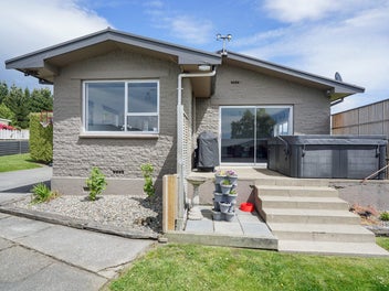 22 Hughies Lane, Otautau, Otautau