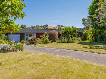 32 Kent Terrace, Taradale, Napier