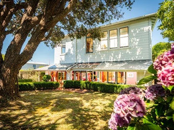 42 Central Terrace, Kelburn, Wellington