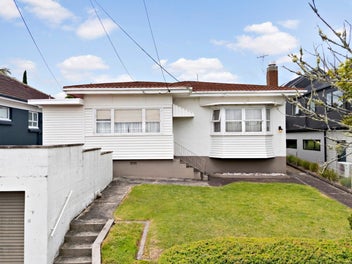 13 Winsomere Crescent, Westmere, Auckland