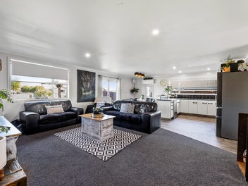 9 Hathaway Street, Spring Creek