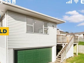 9 Barron Drive, Green Bay, Auckland