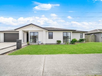 6 Biplane Street, Takanini, Auckland