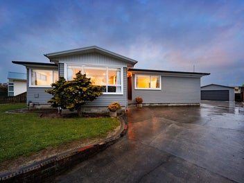 28 Raglan Avenue, Cloverlea, Palmerston North