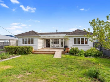 1/111 Parkers Road, Tāhunanui, Nelson