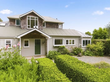 19 Hadfield Road, Peka Peka, Waikanae