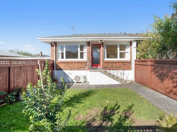9/27 Nikau Street, New Lynn, Auckland