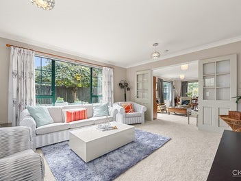 2/118 WHITES LINE EAST, Waiwhetu, Lower Hutt