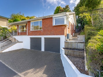 20 Centennial Avenue, Helensburgh, Dunedin