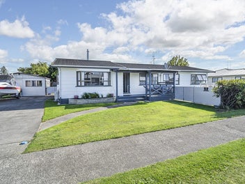 5 Nicholson Street, Mayfair, Hastings
