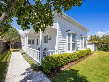 20 Vincent Road, Northcote Point, Auckland