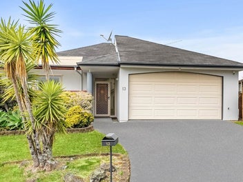 13 Fearnley Grove, Albany, Auckland