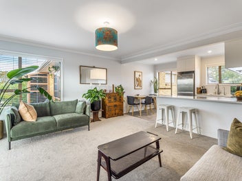 2/66 Fowlds Avenue, Sandringham, Auckland