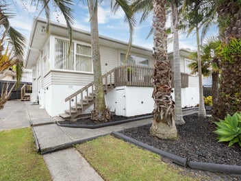 70 Barrys Road, Glendene, Auckland