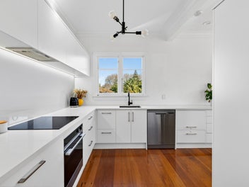 131 Main Road, Clive, Clive