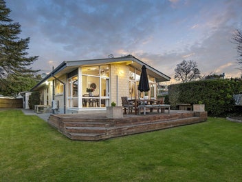 394 Cashmere Road, Westmorland, Christchurch