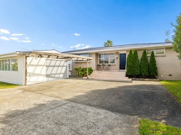 69A Howe Street, Howick, Auckland