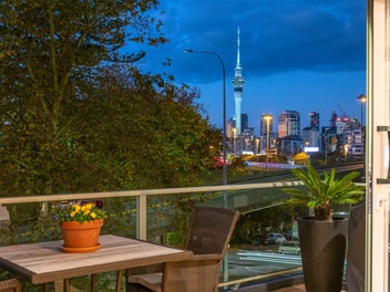 GA/8 Howe Street, Freemans Bay, Auckland