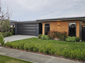 4 Kahuraki Drive, Pegasus, Pegasus