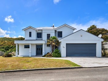 89 Kentwood Drive, Woodridge, Wellington