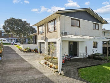39 Nui Mana Place, Te Atatu South, Auckland