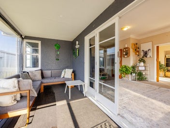 107A Mayfair Avenue, Mayfair, Hastings