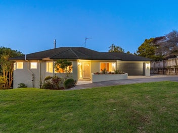 51B Birkdale Road, Birkdale, Auckland