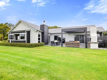 553 Mangorei Road, Burgess Park, New Plymouth