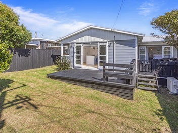 1/176 Birkdale Road, Birkdale, Auckland