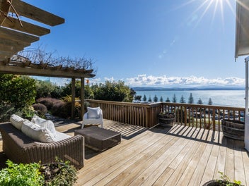 14 Bay View Road, Bluff Hill, Napier
