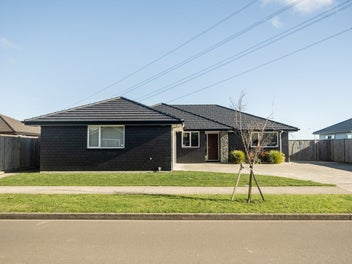 47 Atlantic Drive, Fitzherbert, Palmerston North