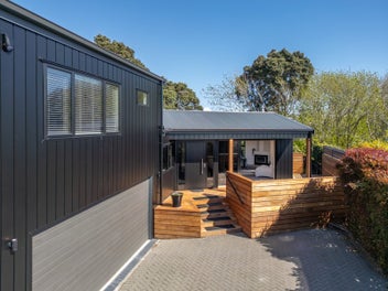 5 Acklam Avenue, Otumoetai, Tauranga