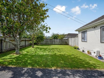 178 Wellington Road, Wainuiomata, Lower Hutt