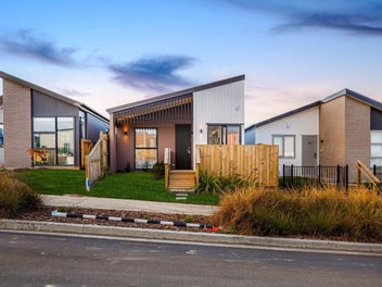 12 Taiororua Avenue, Massey, Auckland