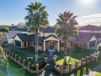 2 Nielsen Gardens, Rototuna, Hamilton