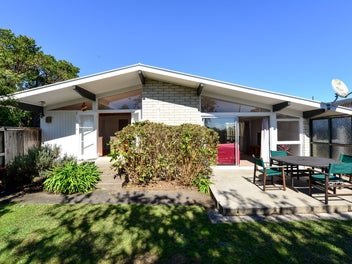 17 Sherwood Drive, Pukete, Hamilton