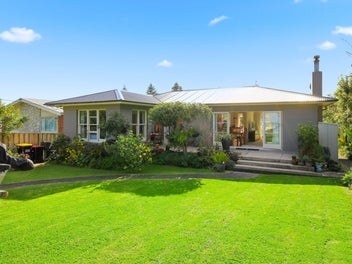 11 Patui Avenue, Thornton Bay, Thames