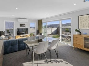 1 Cleland Crescent, NAENAE, LOWER HUTT