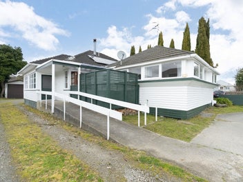 76 Cambridge Street, Levin, Levin