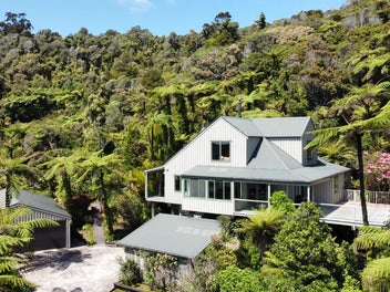 19 Loris Place, Karoro, Greymouth