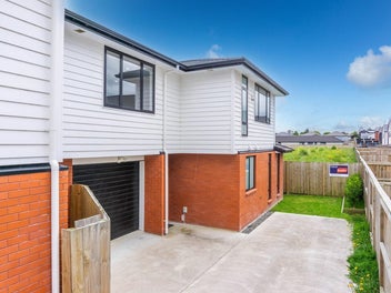 2/57 Waireka Road, Rototuna North, Hamilton