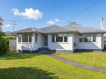 152 High Street, Solway, Masterton