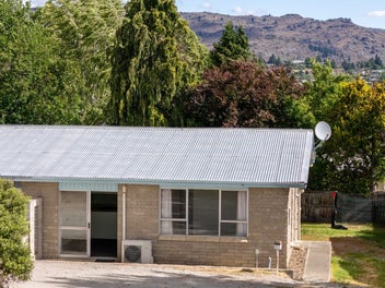 18A Royal Terrace, Alexandra, Alexandra