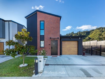 7 La Mer Lane, Wallaceville, Upper Hutt