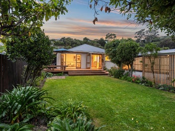 18 Augusta Street, Redcliffs, Christchurch
