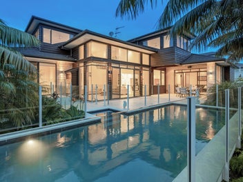 39 Armstrong Farm Drive, East Tamaki Heights, Auckland