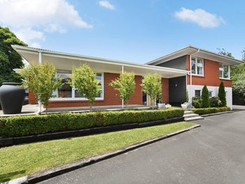9 Samuel Place, Queenwood, Hamilton