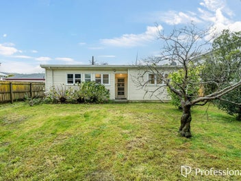 35 Farmer Crescent, Taita, Lower Hutt